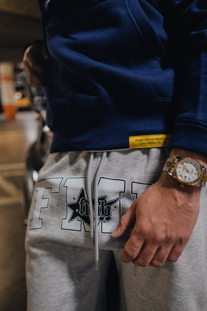 EXCLUSIVE GREY SWEATS