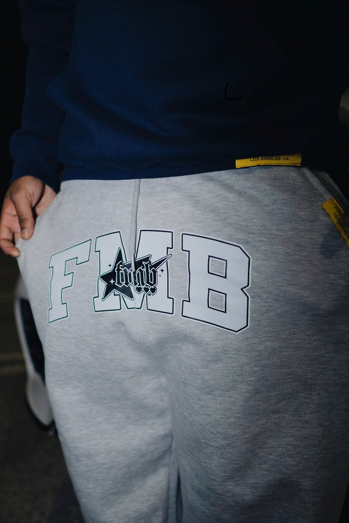 EXCLUSIVE GREY SWEATS